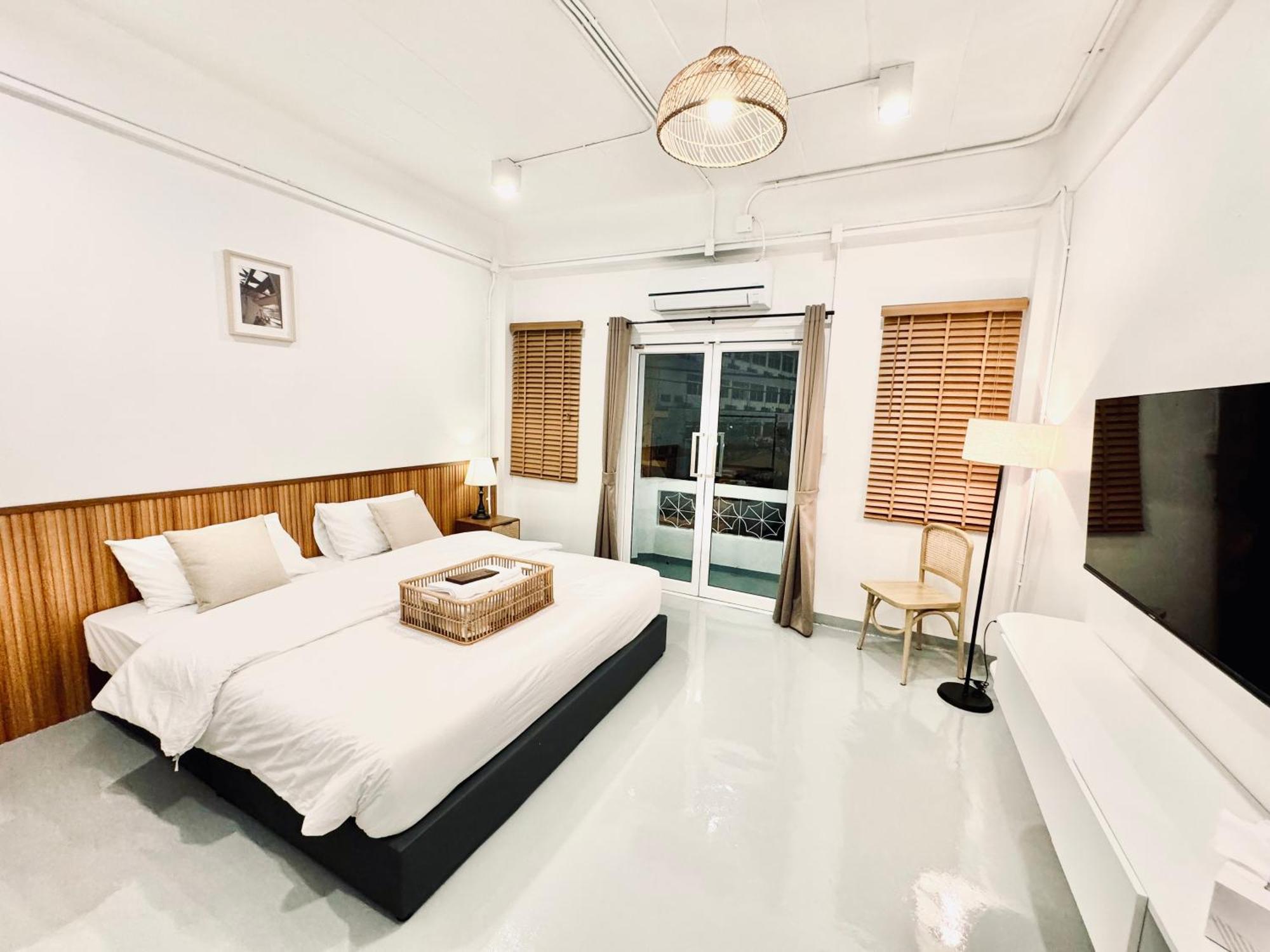 Momento Hotel And Cafe Khon Kaen Exteriör bild