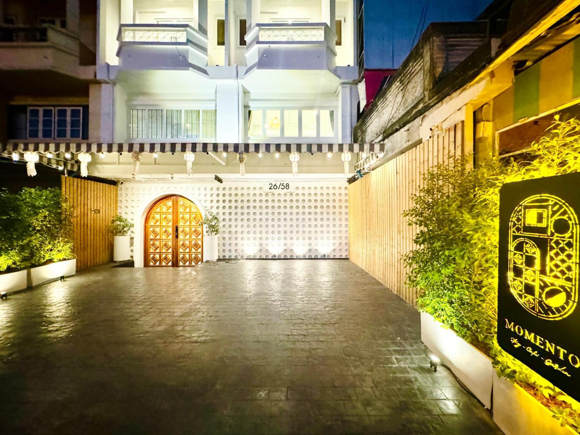 Momento Hotel And Cafe Khon Kaen Exteriör bild